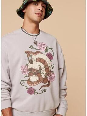 Earthbound Trading EBX Snake Skull Roses Crewneck Sweatshirt Whimsigoth Medium